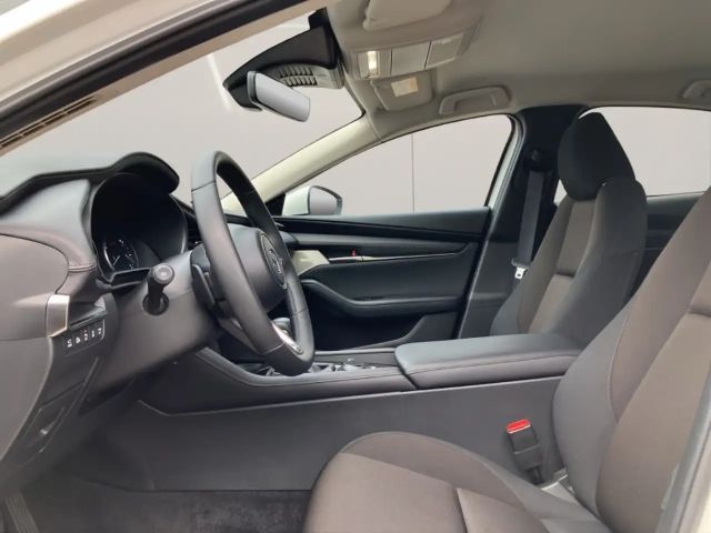 Mazda 3 Exclusive-line