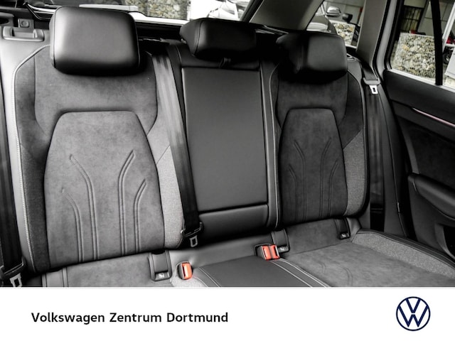 Volkswagen Golf DSG Style Variant