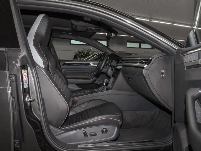 Volkswagen Arteon Hybrid R-Line