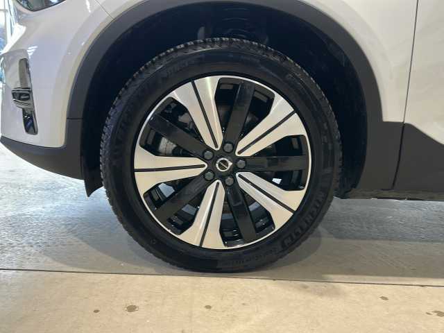 Volvo XC40 XC40 Navi LED Klima Standhzg Einparkhilfe el. Fenster