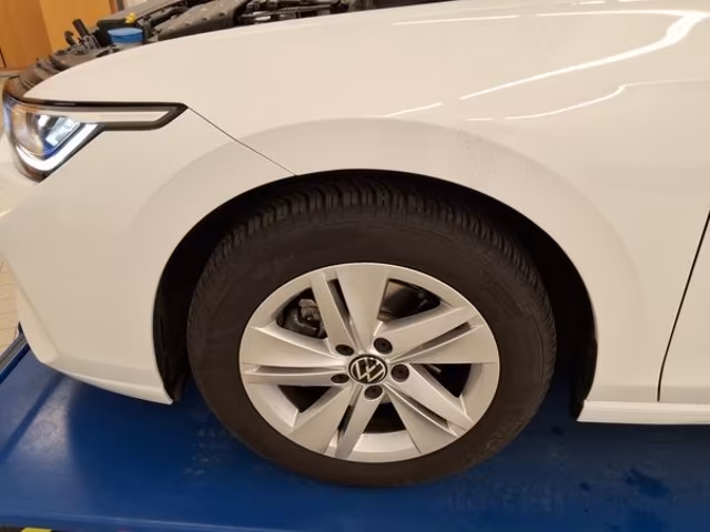 Volkswagen Golf 1.5 TSI Golf VIII