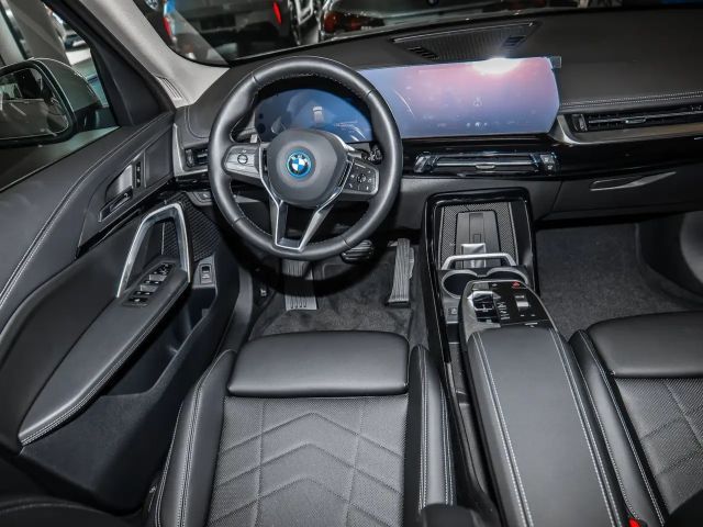 BMW iX1 xDrive30