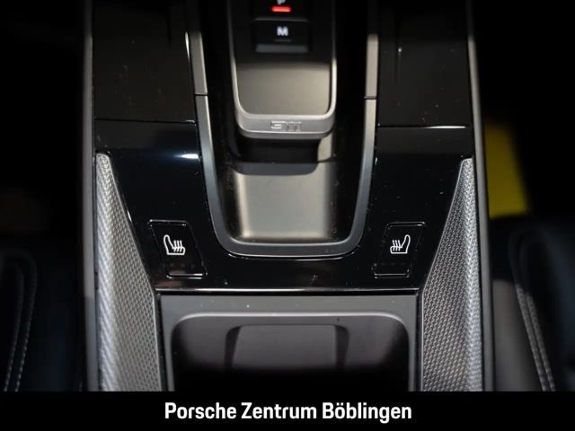 Porsche 911 992 Carrera Coupé