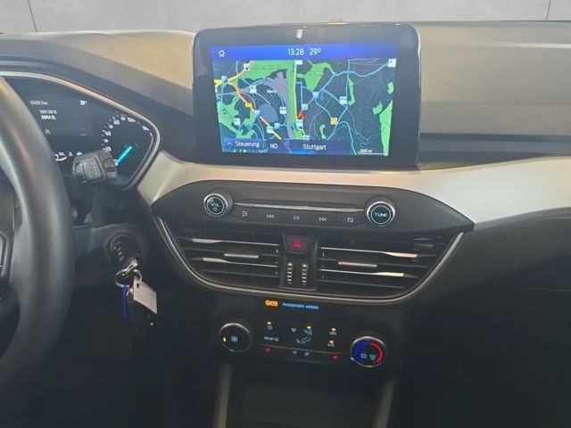 Ford Focus Cool & Connect EcoBoost Wagon