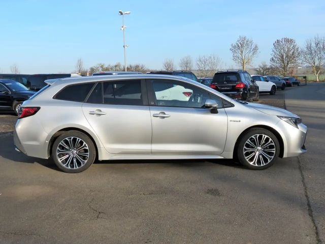 Toyota Corolla Hybride Team D Touring