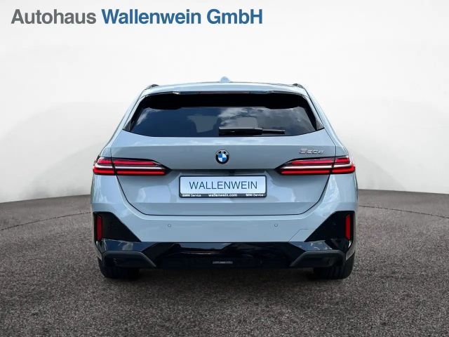 BMW 520 520d M-Sport Touring