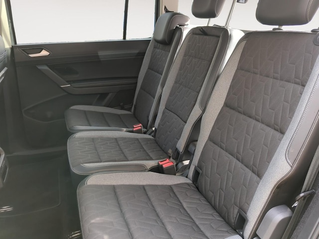 Volkswagen Touran 1.5 TSI DSG