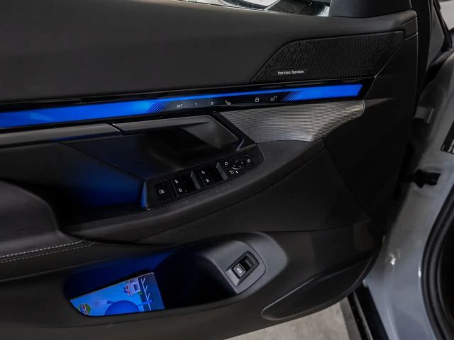 BMW i5 M-Sport Sedan eDrive40