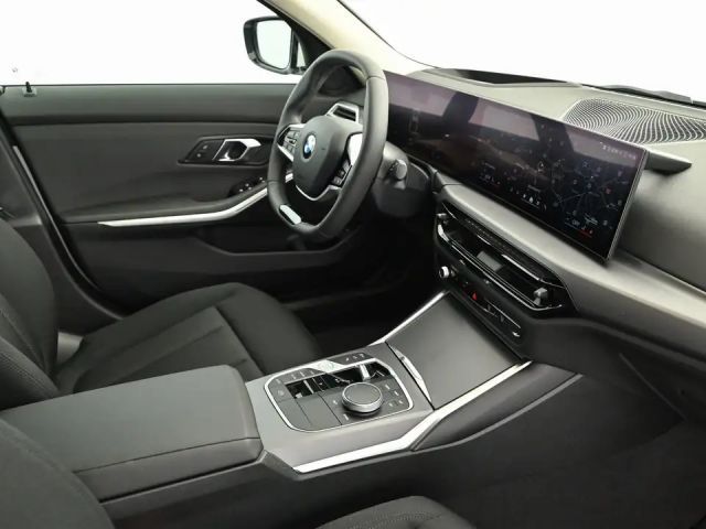 BMW 320 320d Sedan xDrive