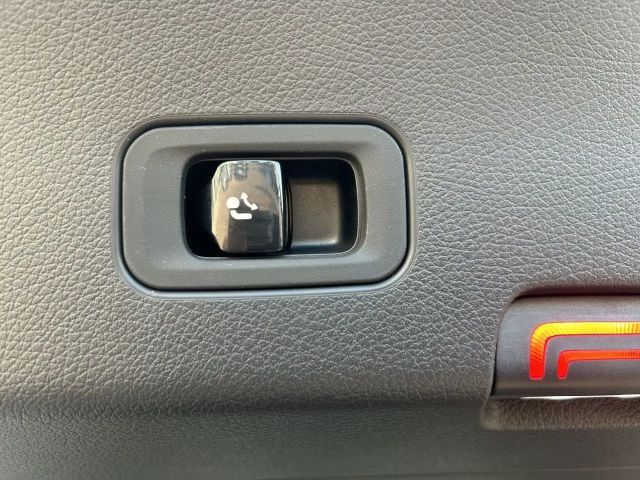 Mercedes-Benz GLC 300 AMG Line Coupé