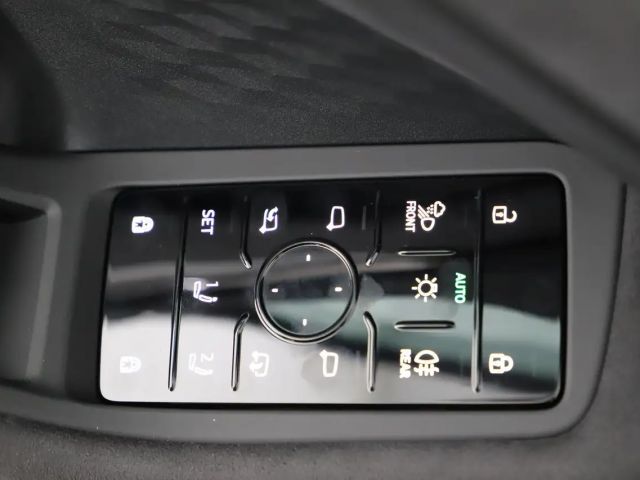 Audi A6 e-tron Quattro