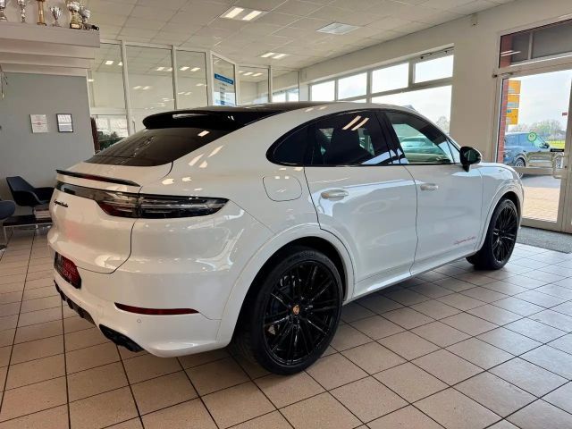 Porsche Cayenne Coupé Turbo