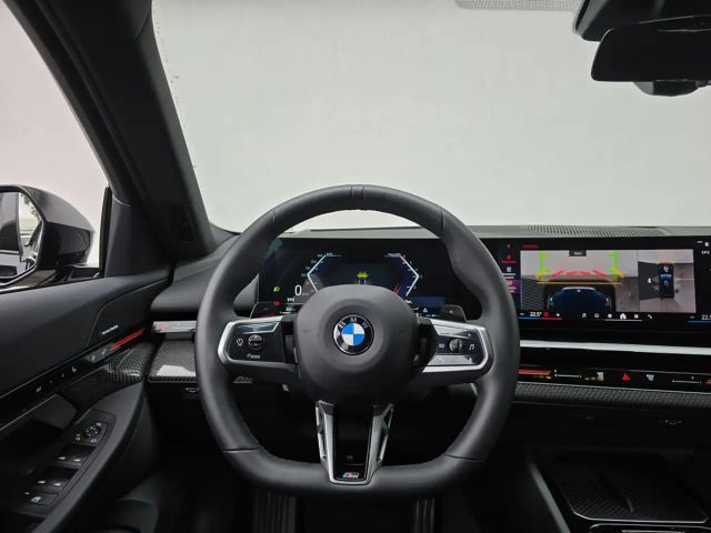 BMW 520 520d M-Sport Touring xDrive