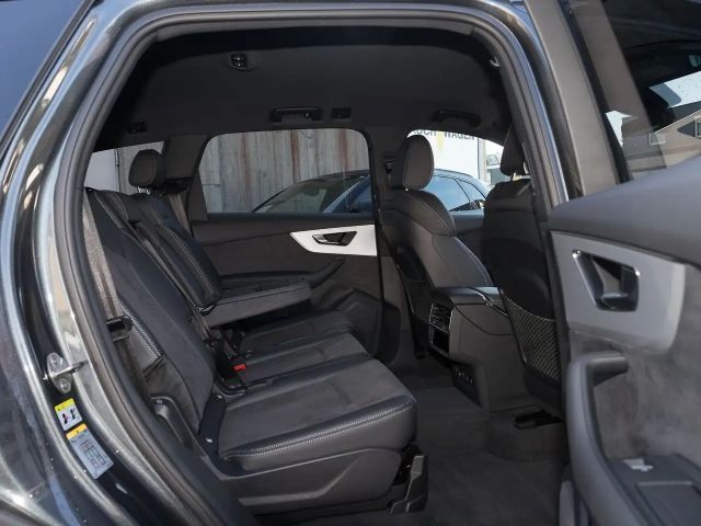 Audi Q7 50 TDI Quattro S-Line