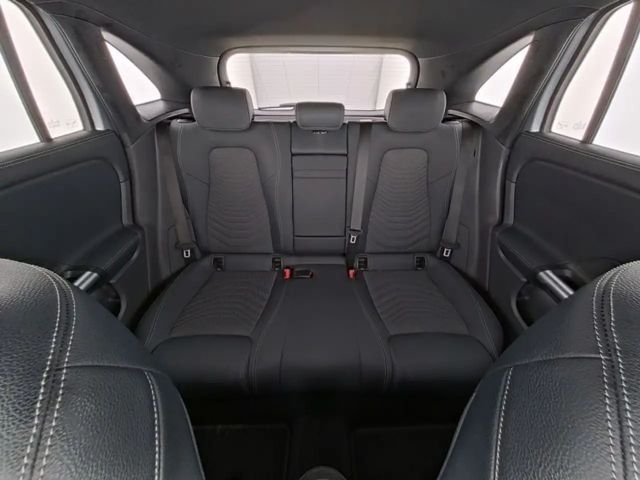 Mercedes-Benz EQA 300 4MATIC Progressive