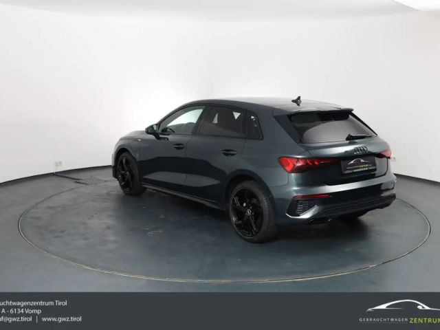 Audi A3 Hybride S-Line Sedan