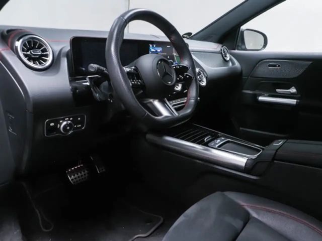 Mercedes-Benz EQA 350 4MATIC AMG Line