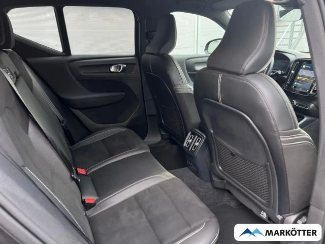 Volvo XC40 AWD R-Design Recharge