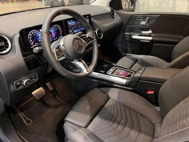 Mercedes-Benz B 200 Luxury Line