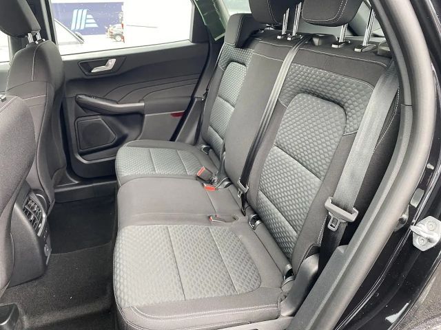 Ford Kuga Cool & Connect Hybrid