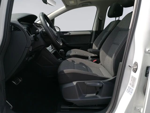 Volkswagen Touran 1.5 TSI DSG R-Line
