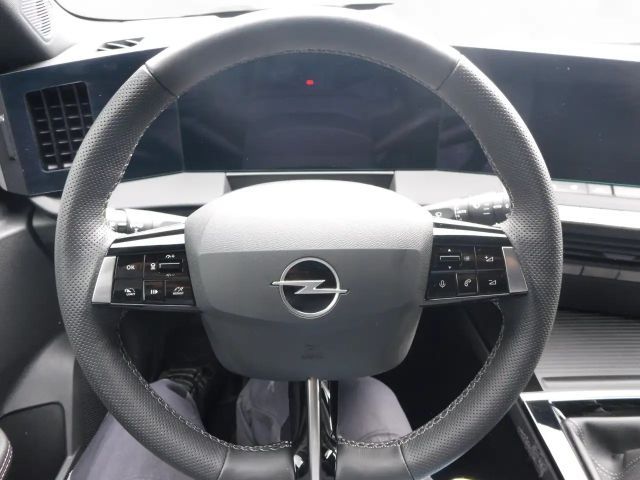 Opel Astra GS-Line Grand Sport