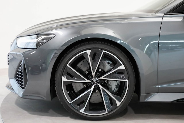 Audi RS6 Avant Quattro