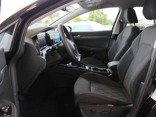 Volkswagen Golf 1.5 TSI Style