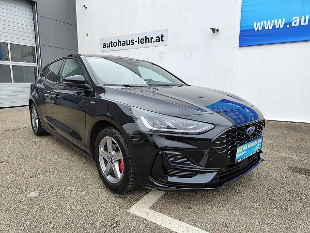 Ford Focus EcoBoost ST Line