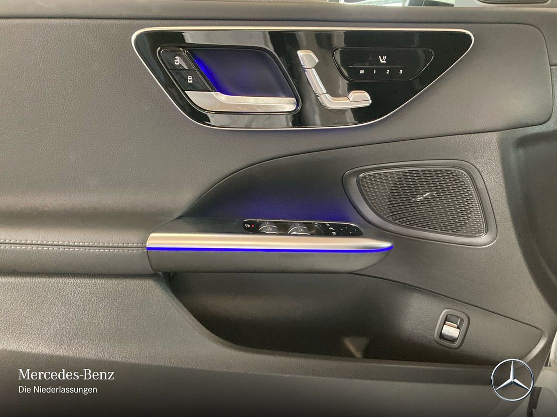 Mercedes-Benz C 180 Sedan