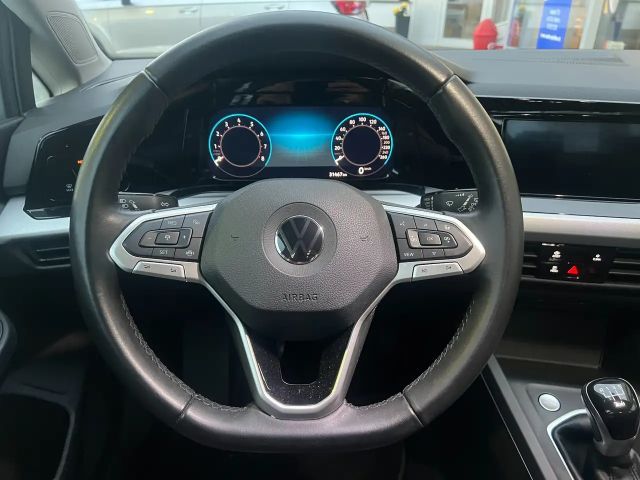 Volkswagen Golf TSI