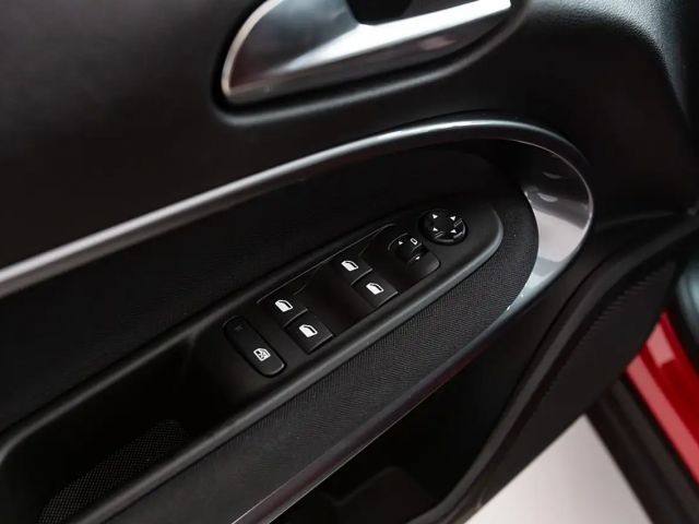 Fiat 600e 600 Elektro (RED) 54 kWh