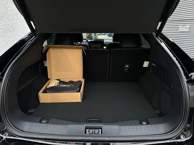 Ford Mustang Mach-E ST Line