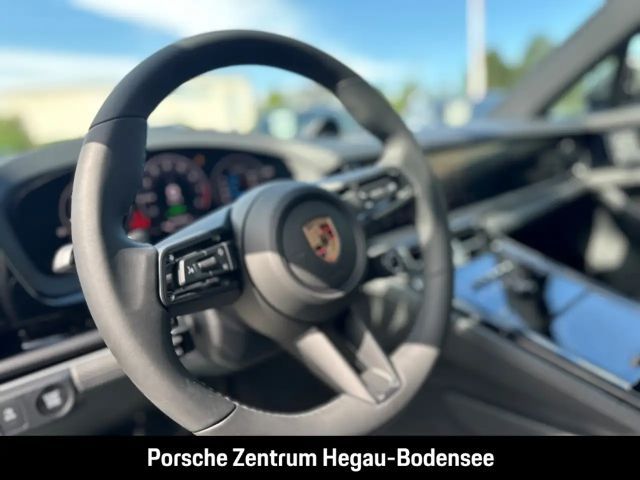 Porsche Panamera 4 E-Hybrid