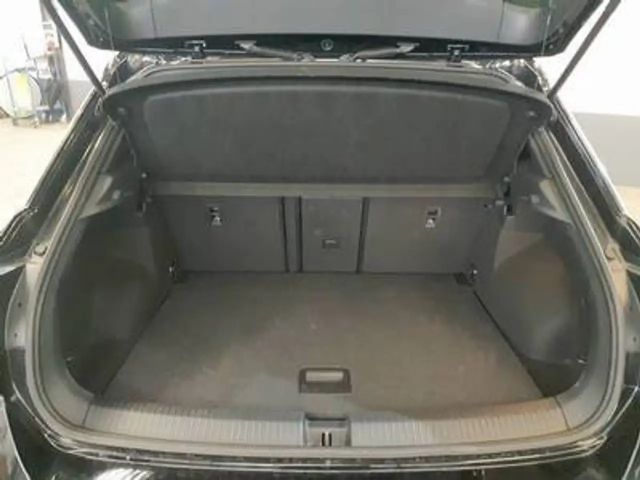 Volkswagen T-Roc 1.5 TSI DSG R-Line