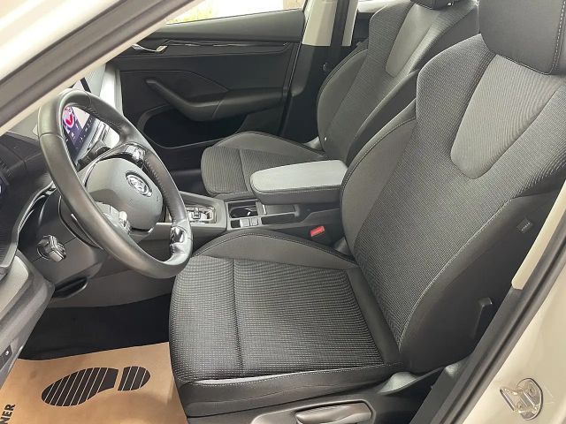 Skoda Octavia 2,0 TDI DSG-LED-AHV-VIRTUAL COCKPIT-SHZ-TEMPOMA...