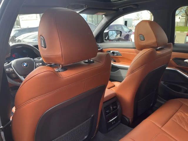 BMW 320 320d Touring xDrive