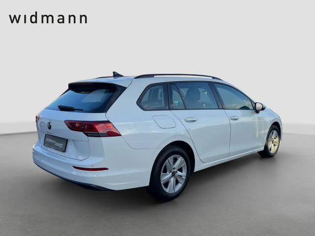 Volkswagen Golf Life Variant