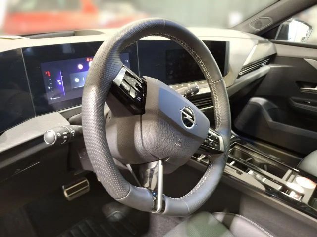 Opel Astra Sports Tourer Ultimate