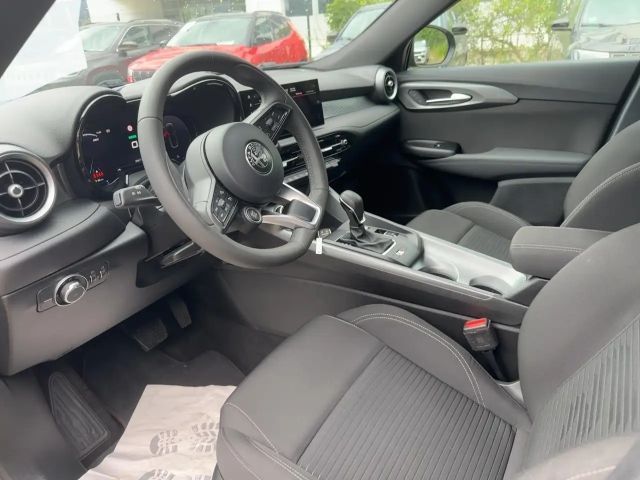 Alfa Romeo Tonale Super