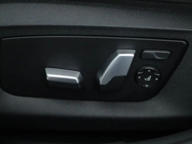 BMW 530 530e M-Sport Touring xDrive