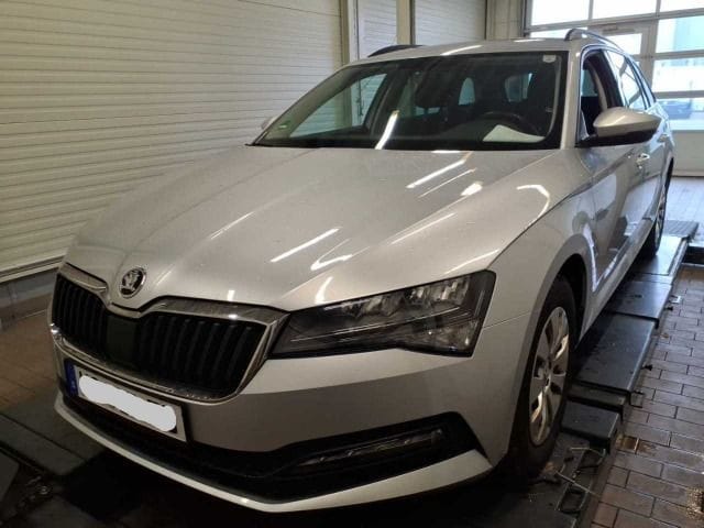 Skoda Superb 1.5 TSI Active Combi