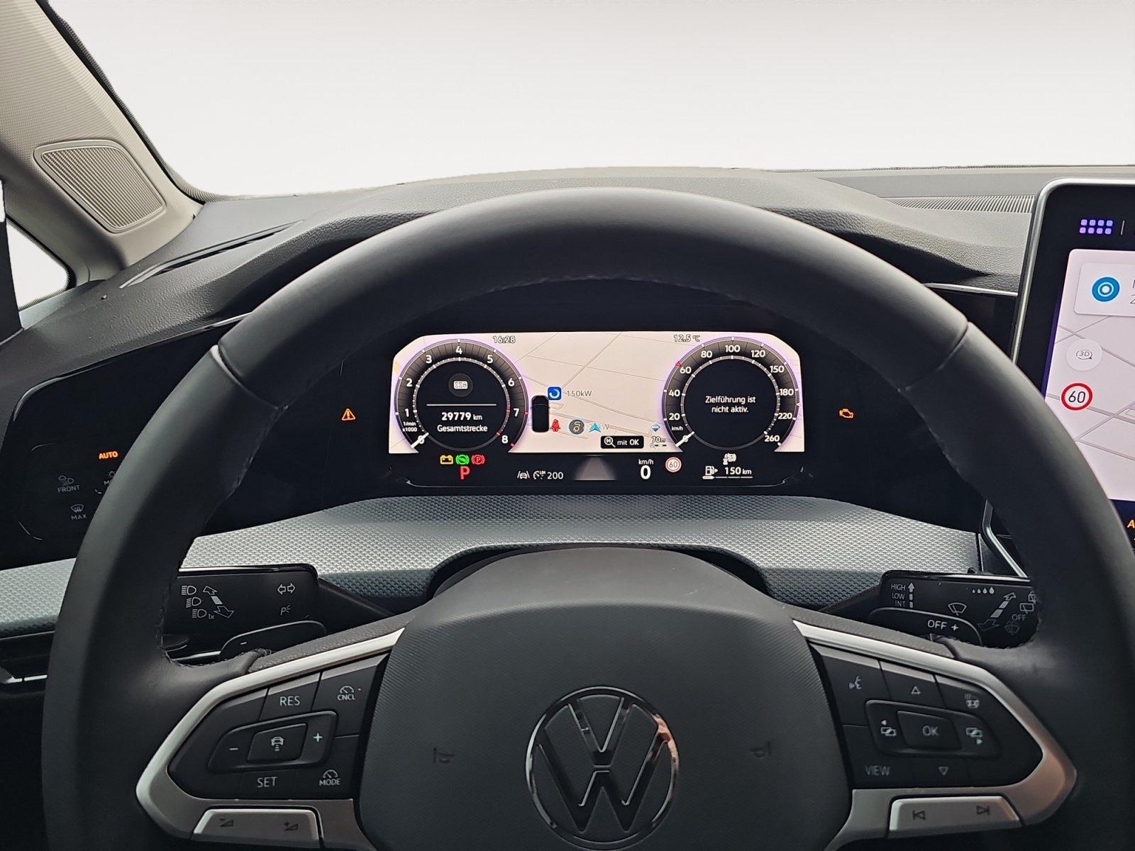 Volkswagen Golf 1.5 eTSI Golf VIII Variant