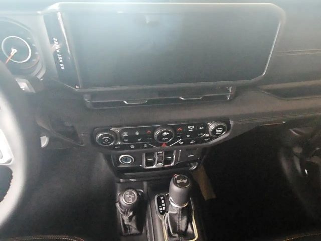 Jeep Wrangler 4x4 Sahara