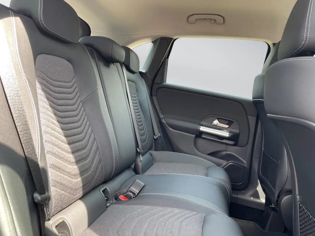 Mercedes-Benz B 180 B 180 ADVANCED AHK*LED*EASY-PACK*KAMERA*MBUX*etc