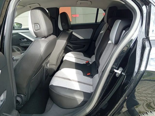 Opel Astra 1.2 Turbo Elegance Turbo