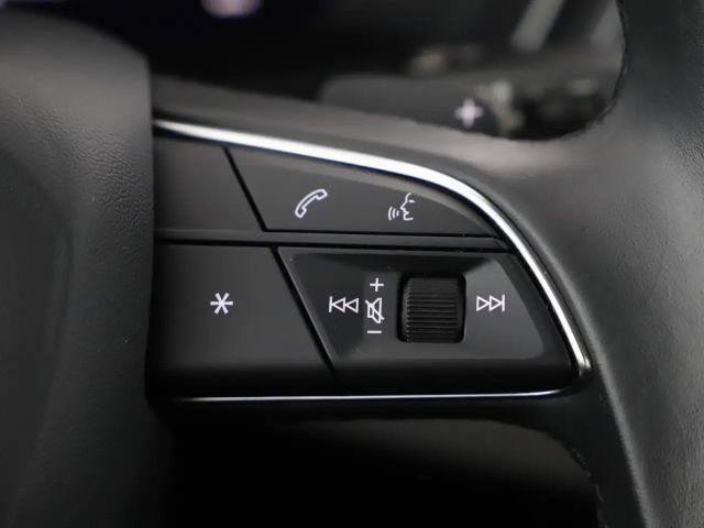 Audi A4 30 TDI Sedan