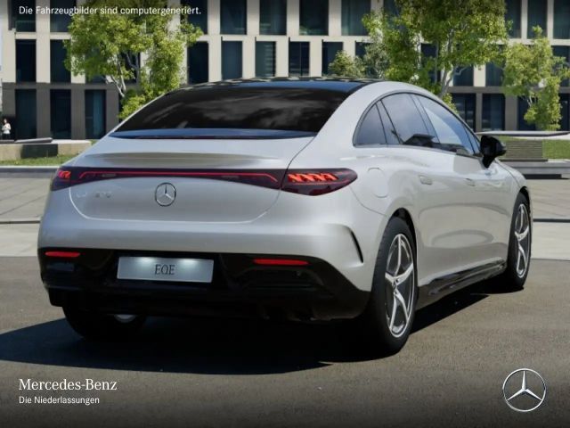 Mercedes-Benz EQE 300 AMG Line Sedan