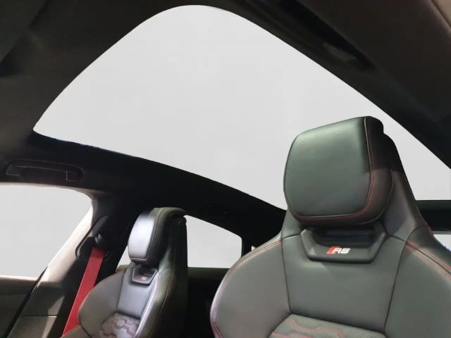 Audi RS e-tron GT LASER CARBON ASS.PKT.+