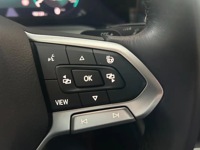 Volkswagen Golf Life Variant